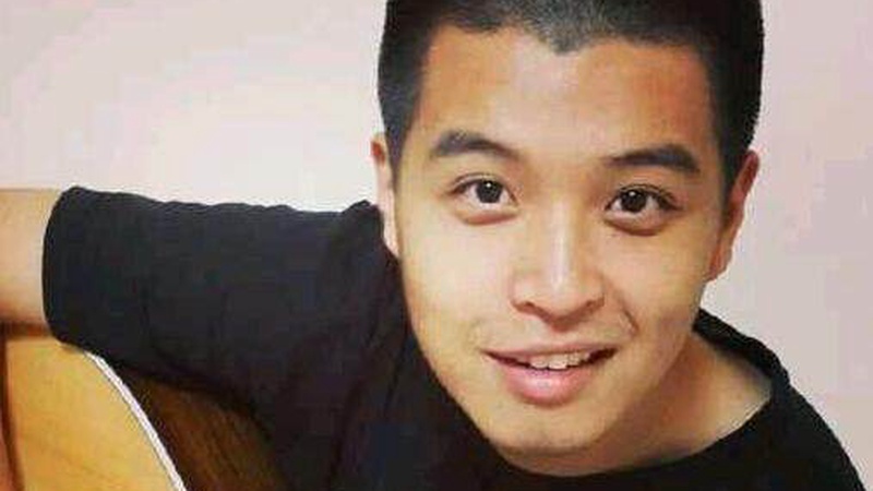 马頔李纯综艺互动现场爆料恋爱细节引热议